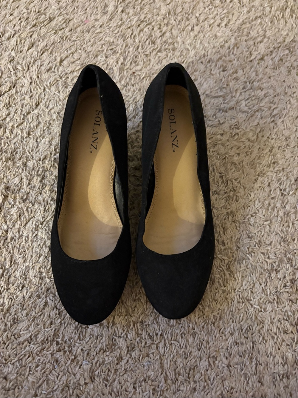 Black Suede Round-Toe Pumps